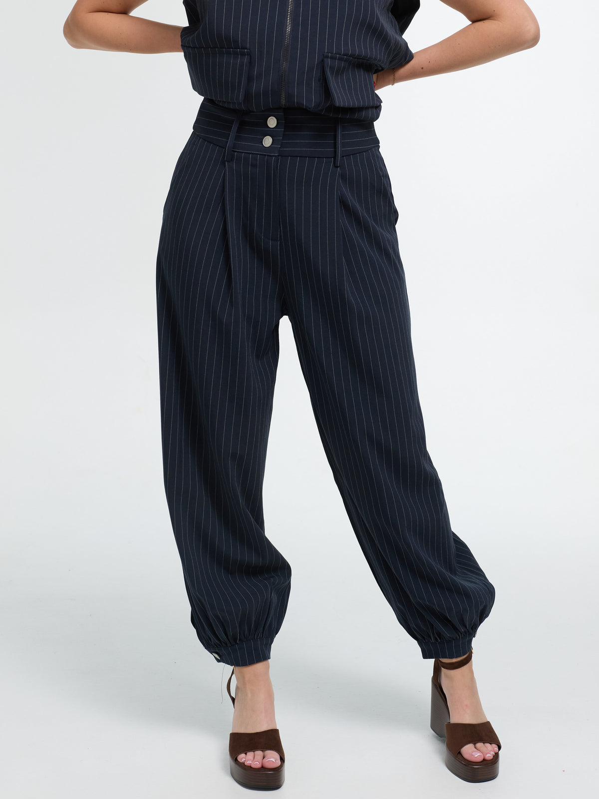 Nadelstreifen Stoffhose „Lia“ in Blau