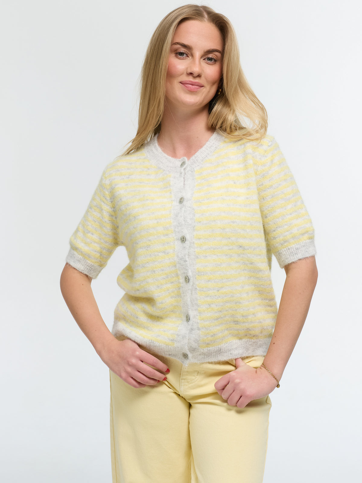 Kurzarm-Cardigan "Amy" in Yellow