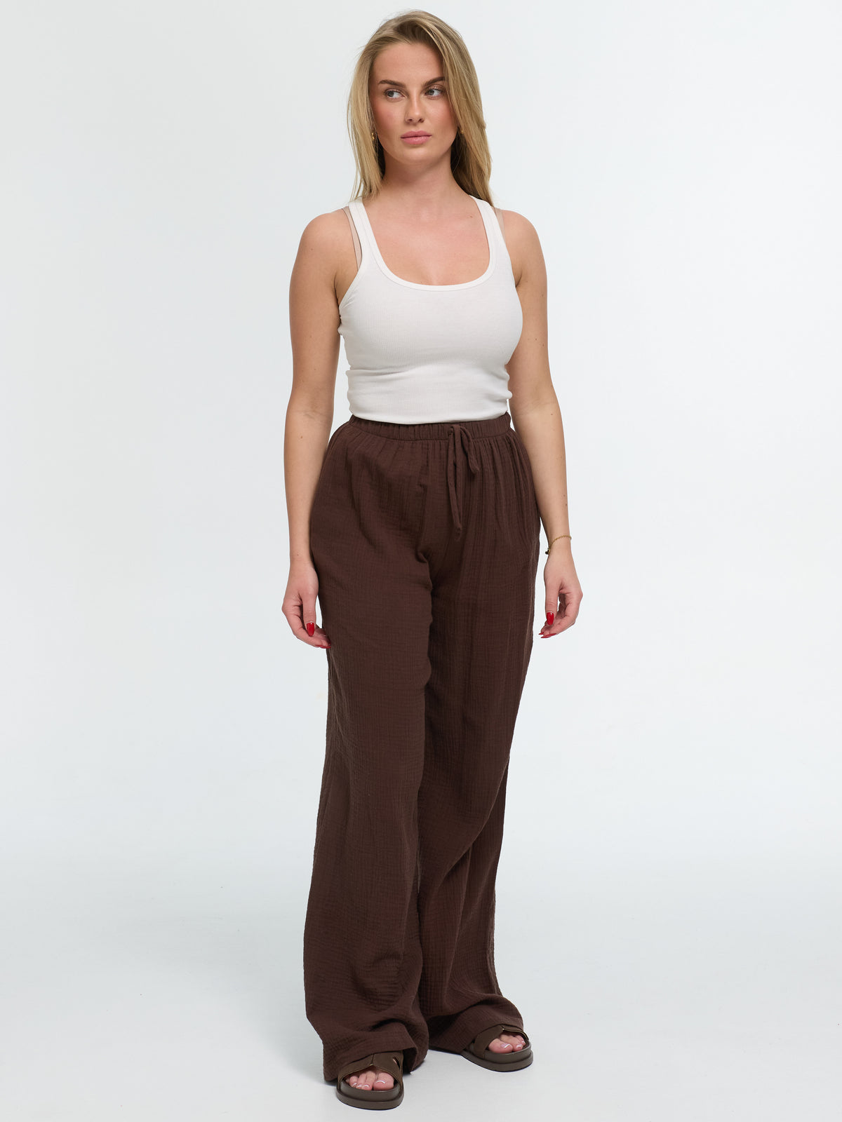 Musselinhose "Ida" in Braun