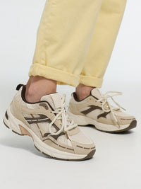 Sneaker "Izzy" in Creme/Braun