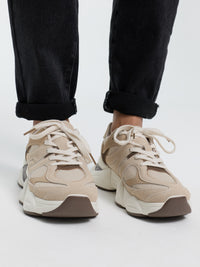 Sneaker "Lucia" in Beige