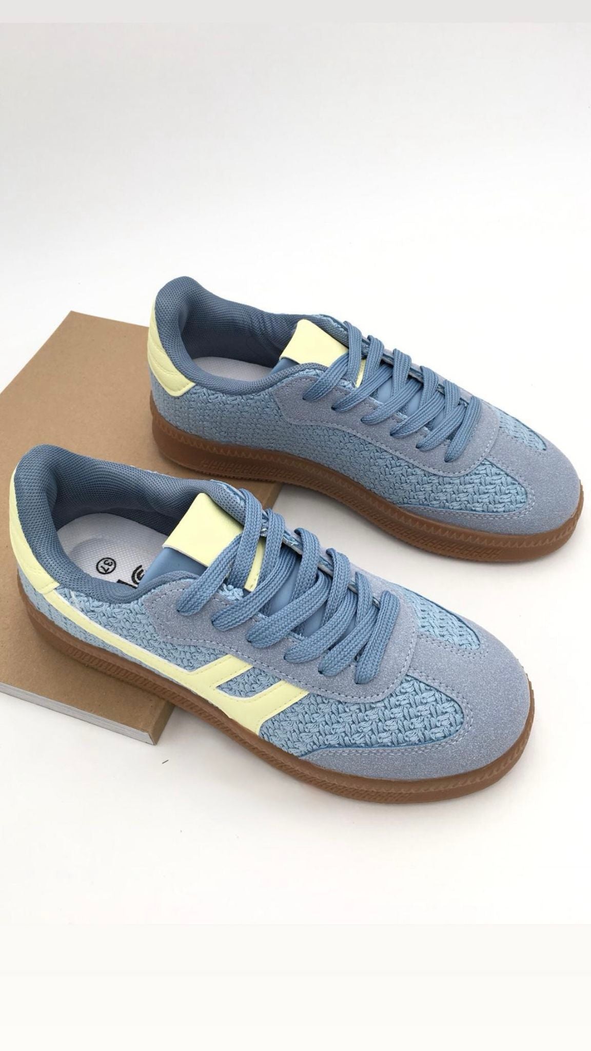 Sneaker "Suki" in Blau