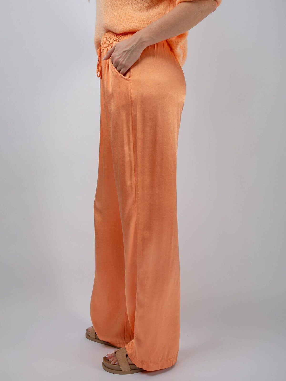 Satinhose „Sydney“ in Orange